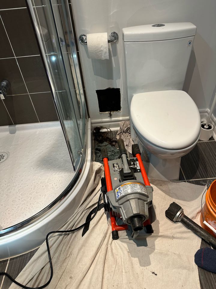 Unclogged main drain power flush video camera 