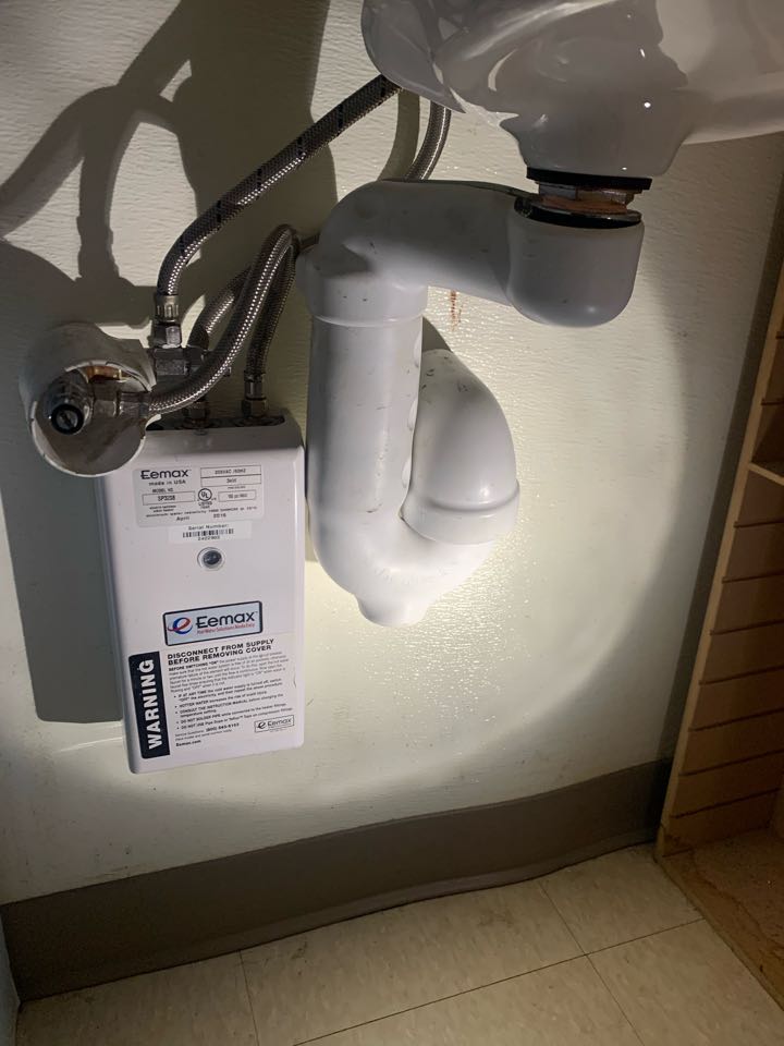 Unclogged hand sink drain