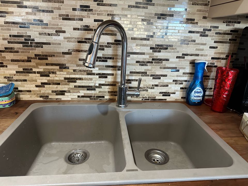 Replacement kitchen sink faucet 