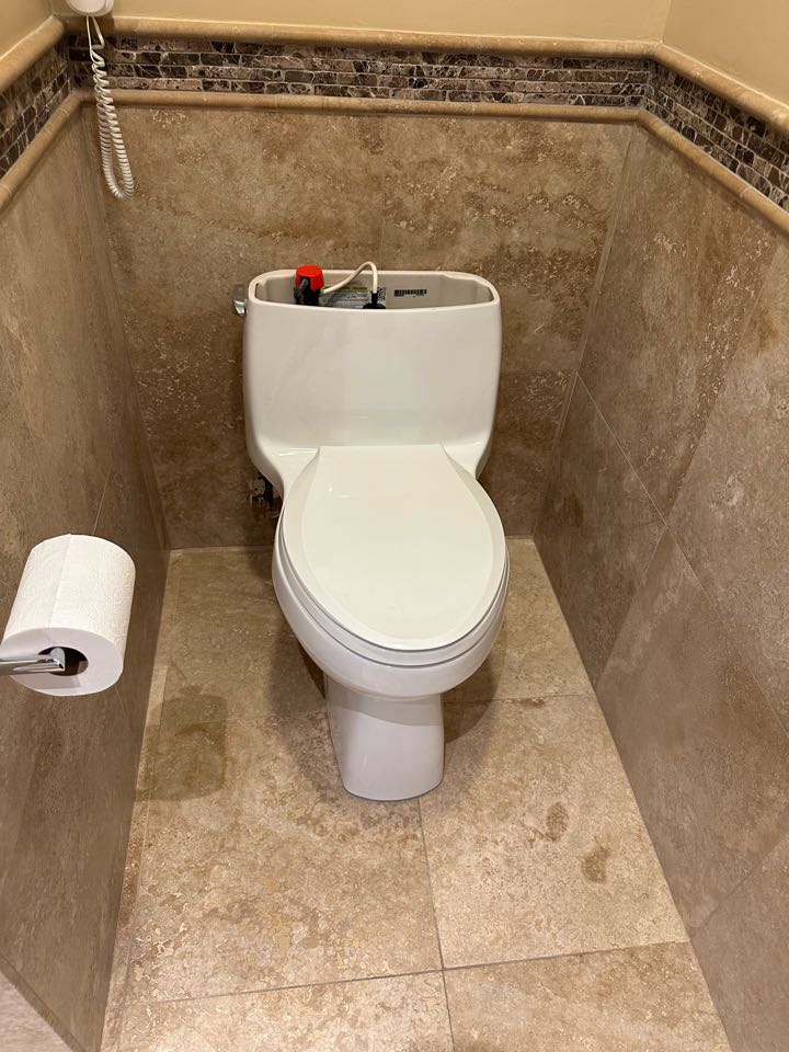 Fixed toilet issues 