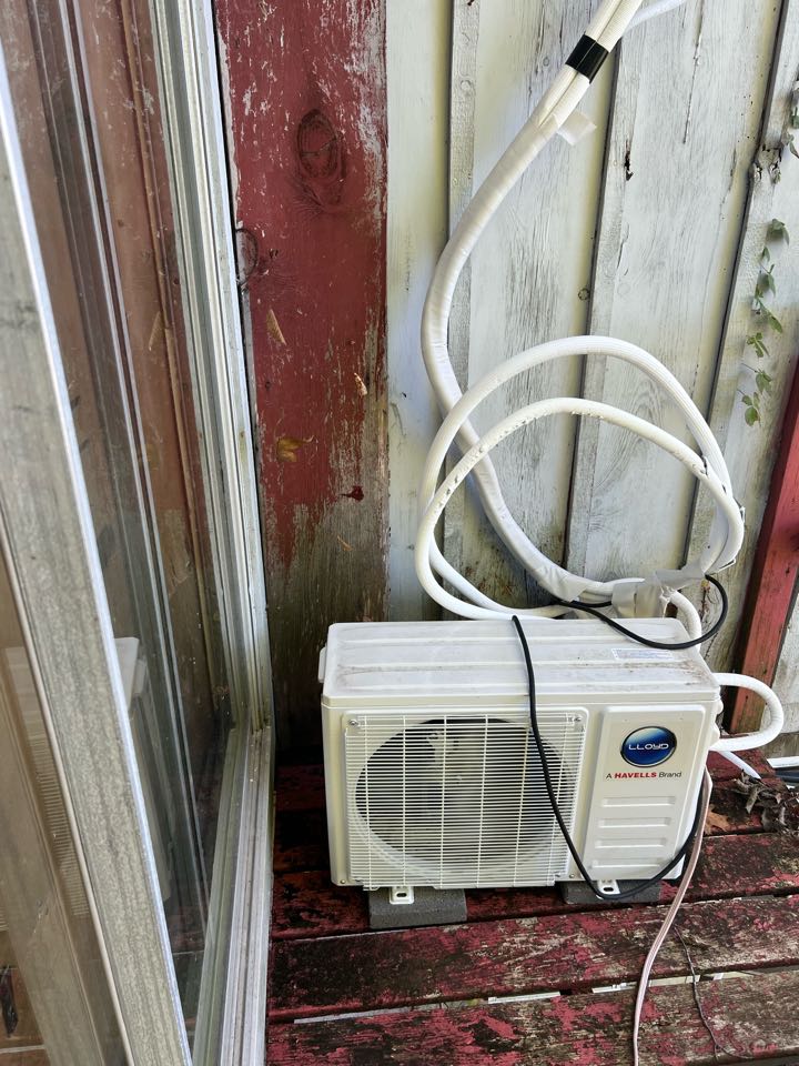 We provided an estimate in Smithville, TN to install an outdoor electrical outlet. The job includes running wiring from the main electrical panel to the desired exterior location, installing a weatherproof outlet, and ensuring the circuit is up to code. This will provide convenient and safe outdoor power access for the homeowner.