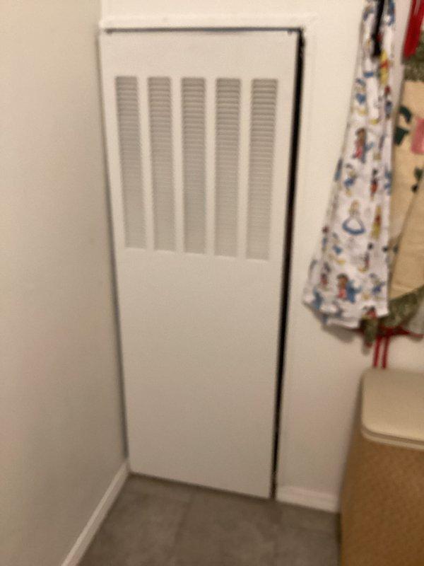 Completed scheduled heating maintenance on customer's HVAC system (service rescheduled from 12/22/25). Inspected copper coil assembly and heat exchanger components. Replaced 20x20x1 air filter as part of maintenance package. System is operating properly with maintenance contract valid through 9/17/27.