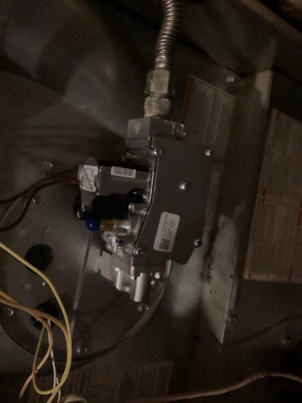 Replaced failing gas valve in customer's furnace and installed two new 16x20x1 air filters. System function verified via thermostat and proper gas valve operation confirmed during post-installation testing.