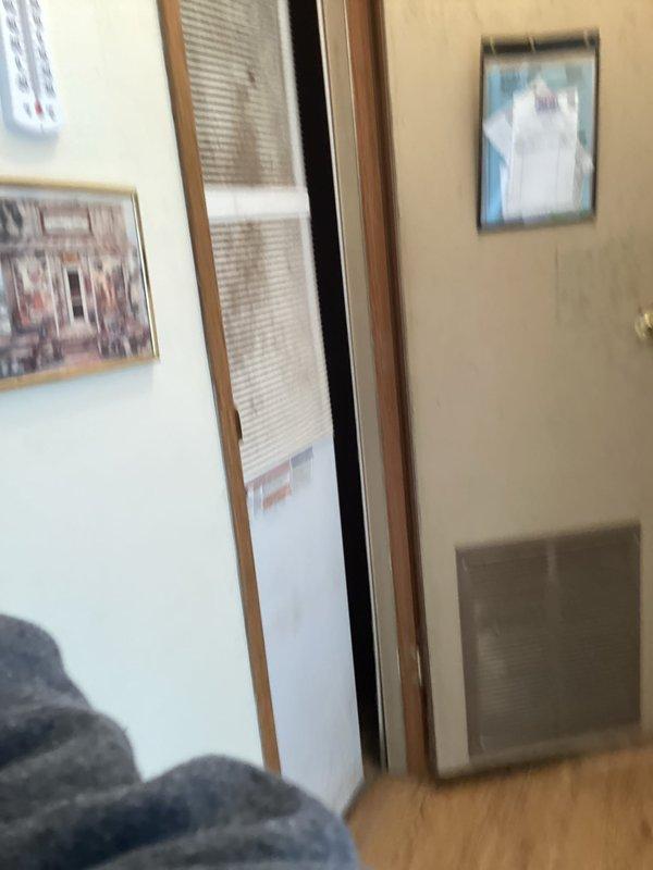 Completed annual heating maintenance service on customer's system. Verified proper thermostat operation with current reading at 76°F. Replaced 16x20x1 filter as part of the maintenance program. System is functioning normally with no issues identified.