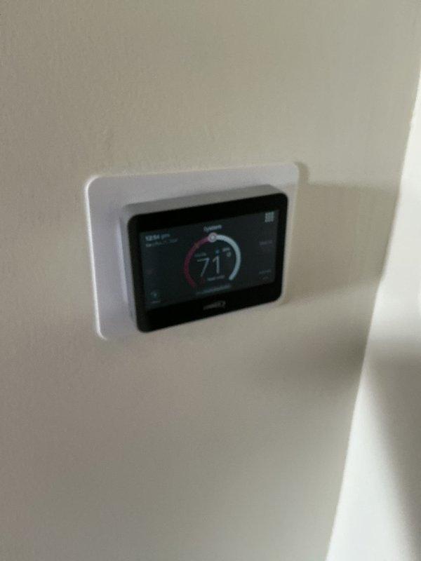 Performed scheduled heat maintenance service on Smith Signature 100 water heater system. Verified proper operation of digital thermostat (reading 71°F) and confirmed CCH renewal. Note: 16x25x4 filter not included during this service.