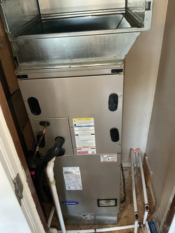 Performed monthly basic maintenance service on a two-system Carrier HVAC setup. Inspected both indoor furnace unit and outdoor condensing unit for proper operation. 20x20x4 filters (x2) were due for replacement but not included in this service visit as noted in customer's maintenance agreement.