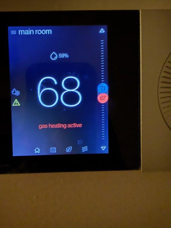 Responded to callback for offline thermostat displaying E3 gas furnace error code. Diagnosed connectivity issue between thermostat and Daikin One Cloud. Successfully resolved by connecting device to mobile hotspot, installing software update, then reconnecting to customer's home Wi-Fi, which restored cloud connectivity and mobile app functionality.