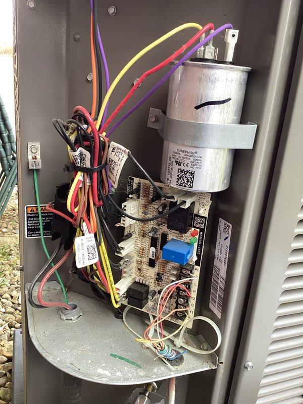 Performed routine maintenance on Lennox CCHP heating system as part of expired but owed service agreement. Inspected outdoor condenser unit, electrical components including circuit board, relay, and capacitor, and verified all connections were secure. Filter replacement (20x20x4) was not included in service; documented system condition with photos of exterior unit and control panel.