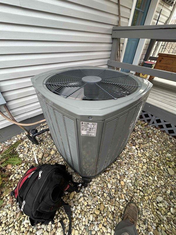 Performed scheduled heating maintenance service on Trane system. Inspected thermostat operation which was functioning correctly at set temperature of 72°F. Examined outdoor condensing unit, verified proper installation on gravel base with intact refrigerant lines and no visible damage. Customer has CCH coverage with renewal due 6/23/26.