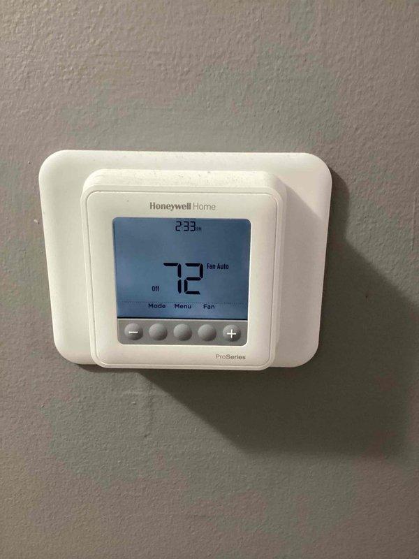 Completed routine heating maintenance on HVAC system under comfort club agreement. Performed standard safety and operational checks, replaced 20x20x4 air filter as included in service agreement, and verified thermostat operation showing proper temperature control at 72 degrees with system in auto fan mode.