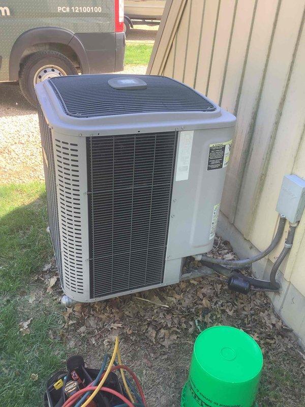 Completed basic monthly cooling maintenance on residential HVAC system. Inspected outdoor condenser unit, verified proper operation of all components, and checked refrigerant lines and electrical connections. Confirmed thermostat functionality and system controls operating correctly at 75° setpoint in AUTO mode.
