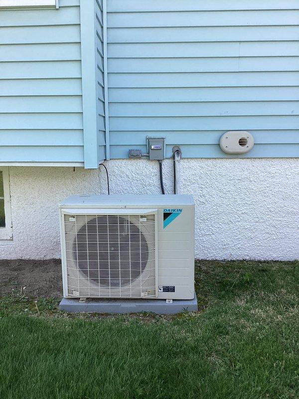 Completed cooling tune-up on residential Daikin split system including outdoor condenser unit and indoor furnace. Replaced 20x25x4 air filter, inspected refrigerant lines and electrical connections at outdoor unit, verified proper operation of condenser fan and compressor. Performed system diagnostics on indoor equipment, checked all safety controls, and confirmed system is operating within manufacturer specifications for the cooling season.