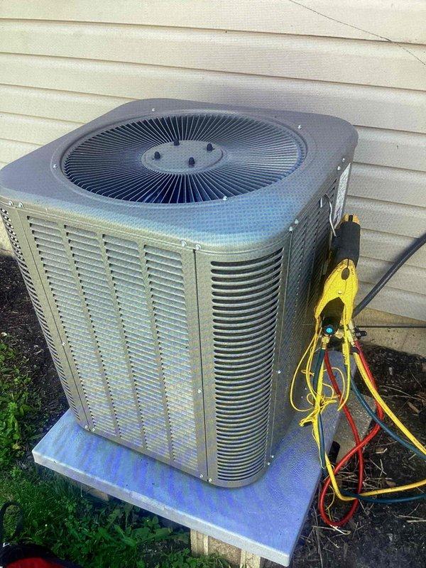 Returned to residential site to validate refrigerant levels on outdoor condensing unit using Fieldpiece SMAN digital manifold gauge. Measured system pressures, superheat, and subcool readings to assess refrigerant charge and overall system performance. Provided repair options based on diagnostic findings.