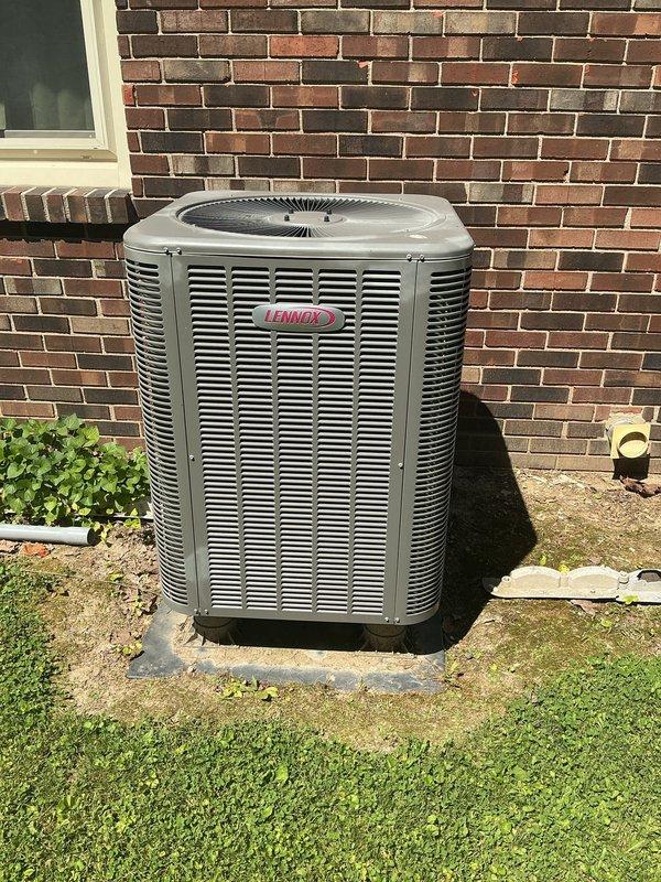 Completed monthly recurring cooling maintenance visit on Lennox air conditioning system. Performed standard preventive maintenance inspection of outdoor condensing unit and verified thermostat operation showing system maintaining 70°F indoor temperature with 53% humidity level. Updated payment information on file per customer request.