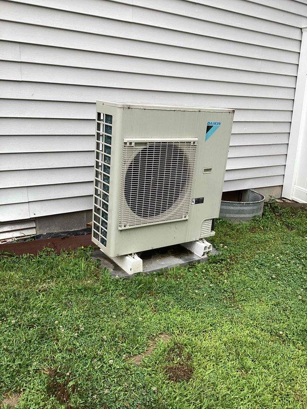 Completed monthly cooling maintenance on Daikin HVAC system per service agreement. Performed visual inspection of indoor air handler and outdoor condensing unit, verified all components operational, and noted system operating properly. Customer requested specialized gauges for refrigerant pressure testing; advised that diagnostic equipment will be brought on next visit to perform complete system check without refrigerant loss.