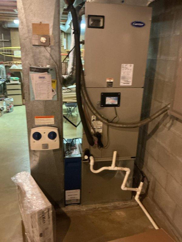 Completed basic monthly cooling maintenance on residential HVAC system. Performed standard inspection of indoor air handler unit located in basement and outdoor Carrier condenser unit, verifying proper operation of both components. Conducted routine system checks, confirmed adequate airflow, and ensured all equipment functioning within normal parameters per manufacturer specifications.