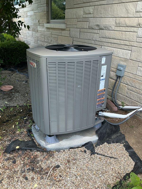 Completed annual cooling maintenance visit on residential HVAC system. Performed comprehensive inspection of outdoor Lennox condenser unit, verified proper operation of all components including compressor and condenser fan, checked refrigerant lines and electrical connections, and replaced air filter. Confirmed Lennox digital thermostat functioning correctly with system cooling to setpoint of 75°F, and documented all equipment operating within normal parameters.