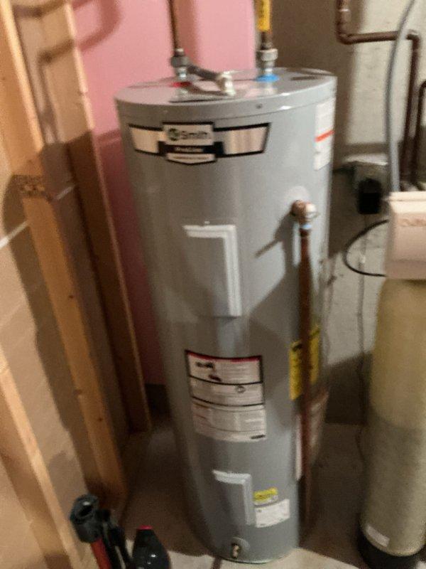 Performed comprehensive inspection and cleaning on two air conditioning systems - one located in main residence and one in garage. Both units evaluated for proper operation, found to be running efficiently with no issues detected. Systems cleaned and confirmed to be functioning within normal parameters.