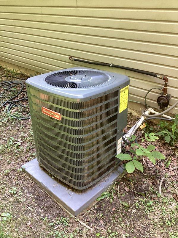 Completed basic monthly cooling maintenance visit on Goodman air conditioning system. Inspected outdoor condenser unit, which was found in good operating condition with refrigerant lines properly insulated and secured. Replaced 20x25x4 Filtrete 1000 MPR air filter in air handler unit and documented installation date. All system components inspected and operating within normal parameters.