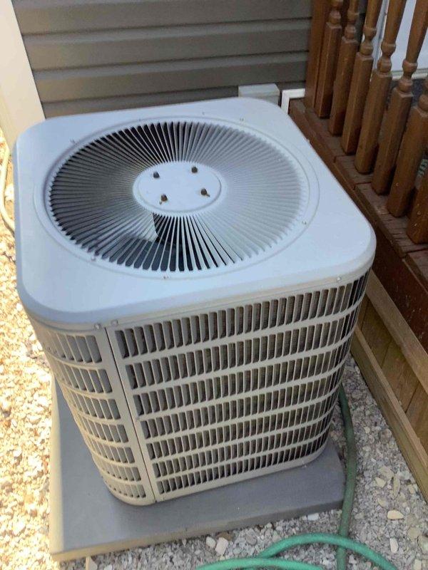 Completed routine cooling system maintenance on residential HVAC unit. Inspected outdoor condenser unit, verified proper operation of all components, and confirmed thermostat functionality with system maintaining 70°F setpoint. Provided 16x20x1 filter as part of maintenance agreement, and system operating within normal parameters with no issues found.