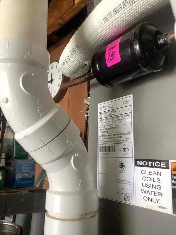 Completed annual cooling maintenance on Lennox air conditioning system. Performed comprehensive inspection of outdoor condenser unit and indoor components, installed filter drier on refrigerant line, verified proper drainage through condensate trap, and replaced 20x25x5 air filter per preventative maintenance agreement.