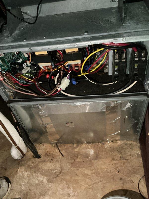 Completed monthly CCHP cooling maintenance inspection, which included system diagnostics and performance verification. Accessed electrical control panel to inspect wiring connections, circuit breakers, and overall system integrity; took temperature readings at ductwork to verify proper airflow and cooling operation. Customer responsible for providing 20x20x4 filter for replacement.