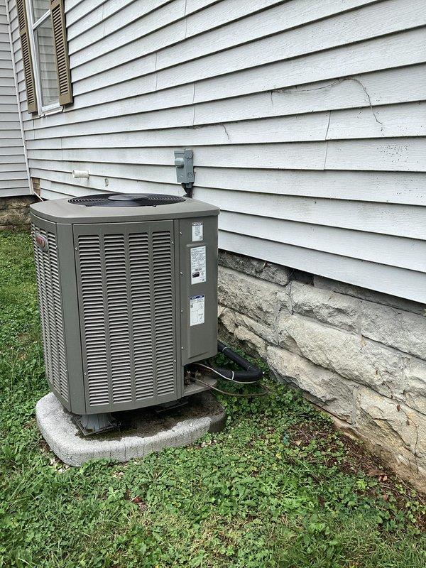 Completed comprehensive cooling maintenance on residential HVAC system under CCHP agreement. Performed full system inspection of outdoor condensing unit and control panel, verified all electrical connections and components are secure and functioning properly, and documented equipment condition with photos. Filter size 20x20x4 not included in service agreement; customer responsible for separate filter maintenance.