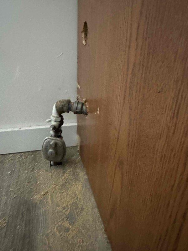 Replaced exterior hose bib on weathered wood siding, requiring crawlspace access to complete installation. After restoring water supply, verified kitchen sink connections for proper operation and confirmed no leaks at interior shut-off valve assembly.