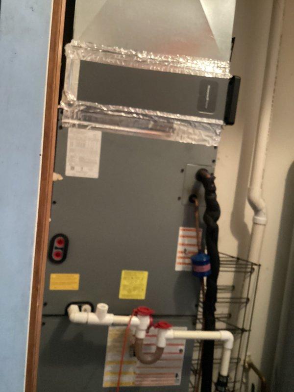 Completed pre-winter heating maintenance tune-up on 4-year-old Daikin split system. Performed comprehensive inspection of outdoor condenser unit and indoor air handler, verifying proper operation of all components. Checked refrigerant lines, condensate drain system with PVC piping, electrical connections, and safety controls including emergency disconnect switch. Unit found to be in good operating condition with all systems functioning within manufacturer specifications.