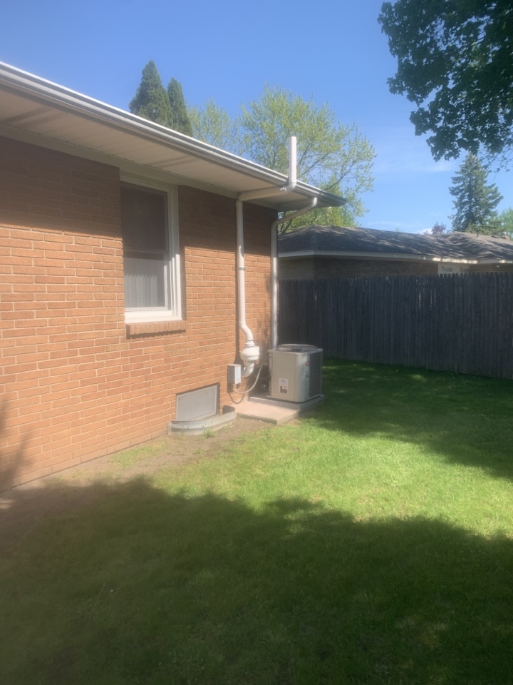 Georgetown Township, MI - Another successful radon system on this brick home. Georgetown Township, MI - Another successful radon system on this brick home.