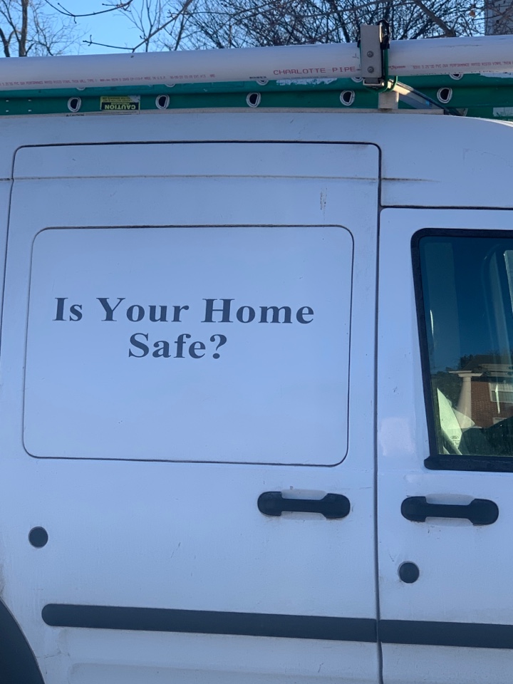Rockford, MI - Doing a flea job for a customer this morning here in Rockford. This customer’s dog has fleas so we’re treating the house so that once the dog no longer has fleas there won’t be anymore left. Rockford, MI - Doing a flea job for a customer this morning here in Rockford. This customer’s dog has fleas so we’re treating the house so that once the dog no longer has fleas there won’t be anymore left.