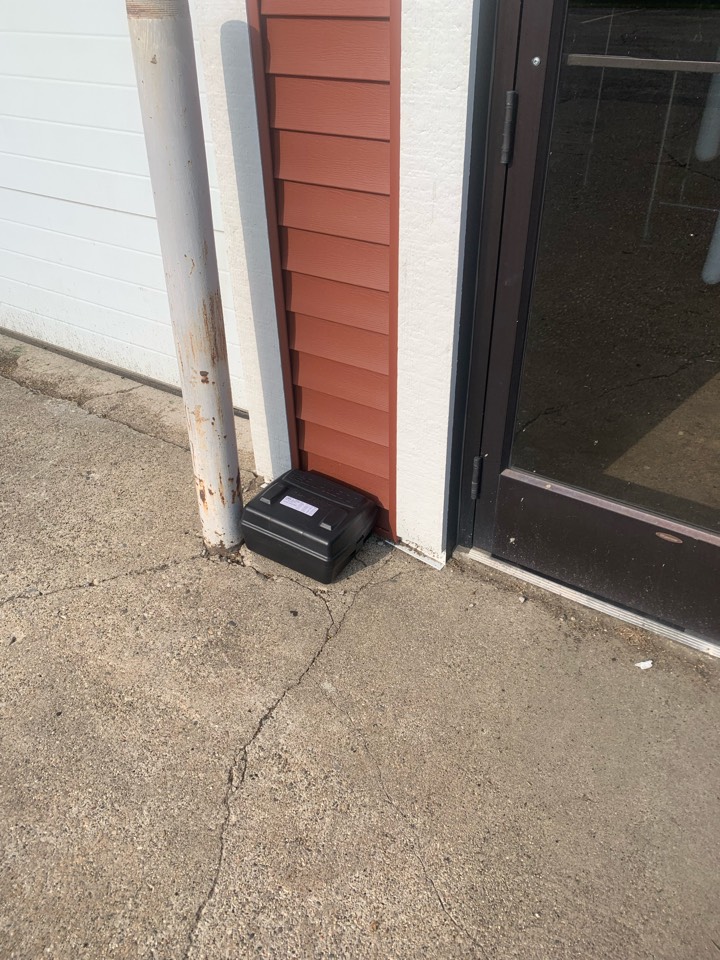 Grand Rapids, MI - Commercial pest control solutions for restaurants and other places of business. Grand Rapids, MI - Commercial pest control solutions for restaurants and other places of business.