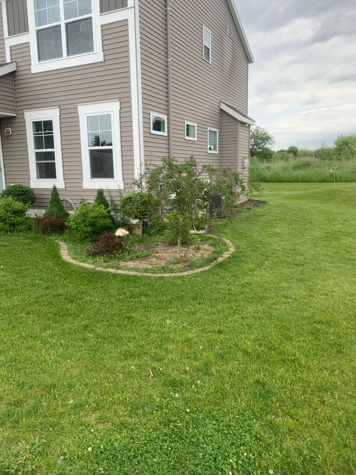 Rockford, MI - This radon mitigation system we just installed on the exterior of this house went well. We painted the pipe with paint that the homeowner provided and they were happy with how it turned out. Rockford, MI - This radon mitigation system we just installed on the exterior of this house went well. We painted the pipe with paint that the homeowner provided and they were happy with how it turned out.