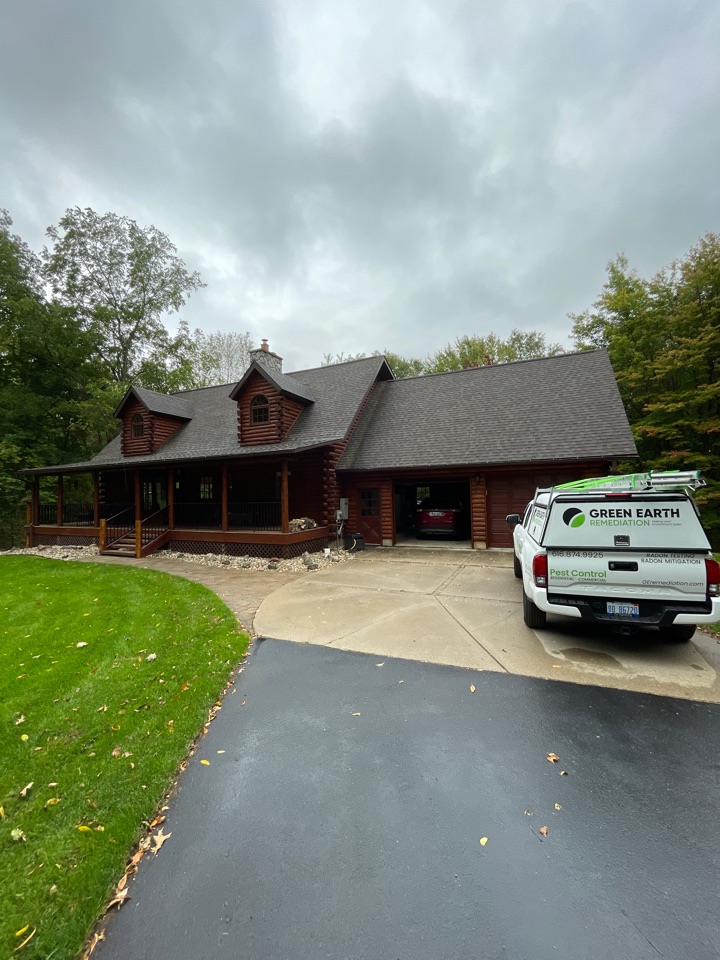 Fall invader and stink bug prevention for this customer. They have been getting worse every year for them. We sprayed all around the house getting every nook and cranny the stink bugs like to find their way in to. 