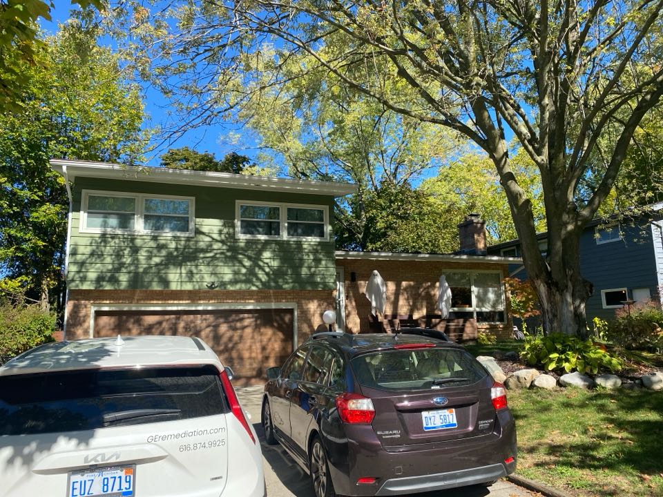 East Grand Rapids, MI - The post mitigation radon test at this house showed that the radon levels have been lowered. Now the sales process can continue  East Grand Rapids, MI - The post mitigation radon test at this house showed that the radon levels have been lowered. Now the sales process can continue