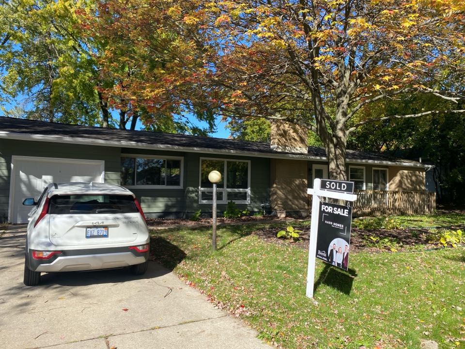 The post mitigation radon test was excellent. The radon levels have been greatly reduced. Now the sales process can continue 