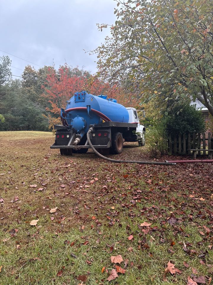 Clanton, AL - Septic system pump and installation 