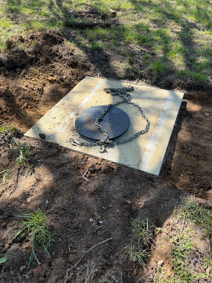 Clanton, AL - Septic pumping installation and repairs 