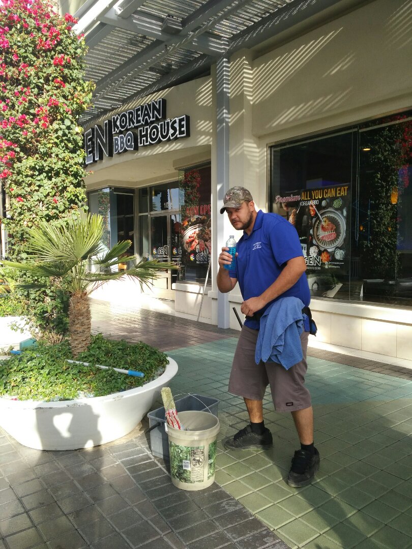 About to clean windows have to have soap.. About to clean windows have to have soap..