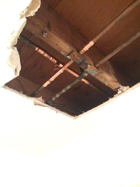 Leak repair in the ceiling Leak repair in the ceiling