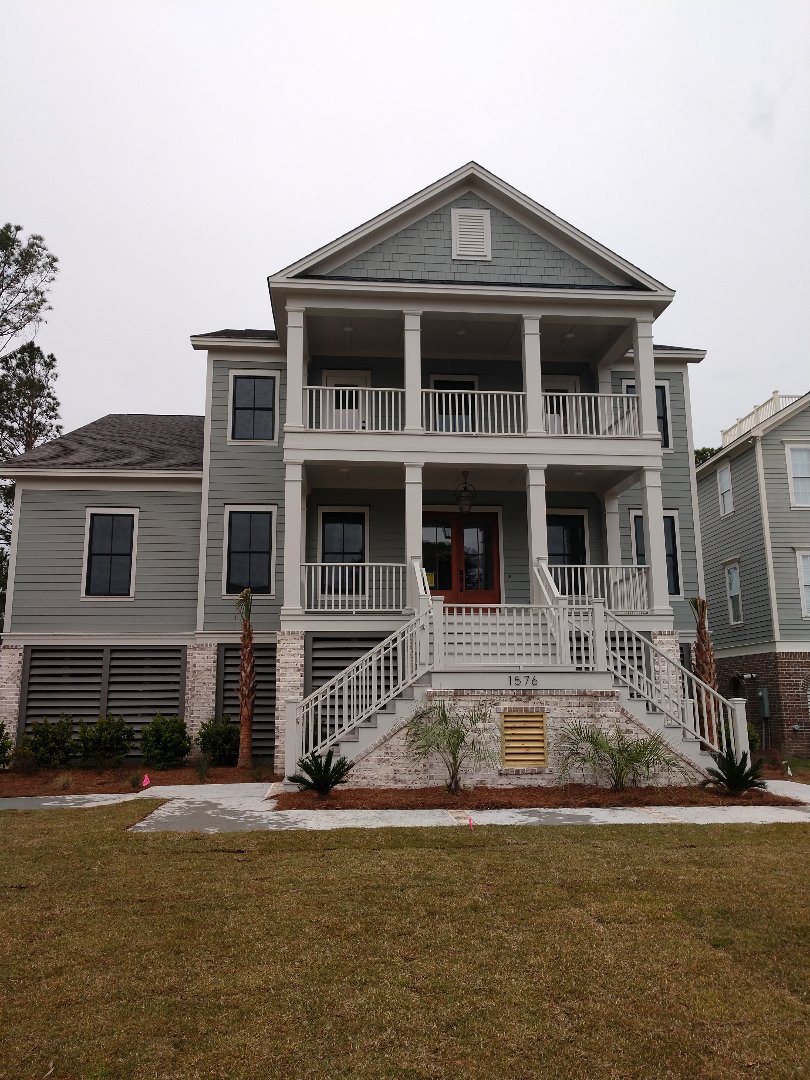 New gutters and roof install Mount pleasant South Carolina