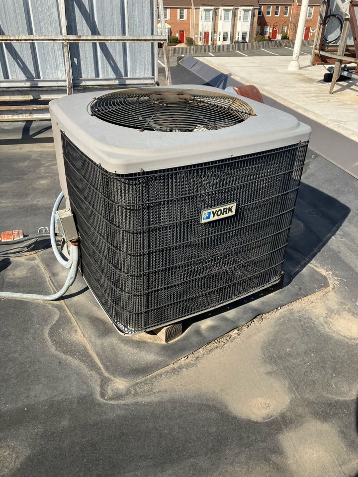 Air Conditioning Services in Fairfax VA. 
Whether you need an AC repair or a ductless installation, we can help! Proudly serving homeowners in Fairfax Chantilly Oakton Vienna Alexandria or Annandale 703-237-4545.