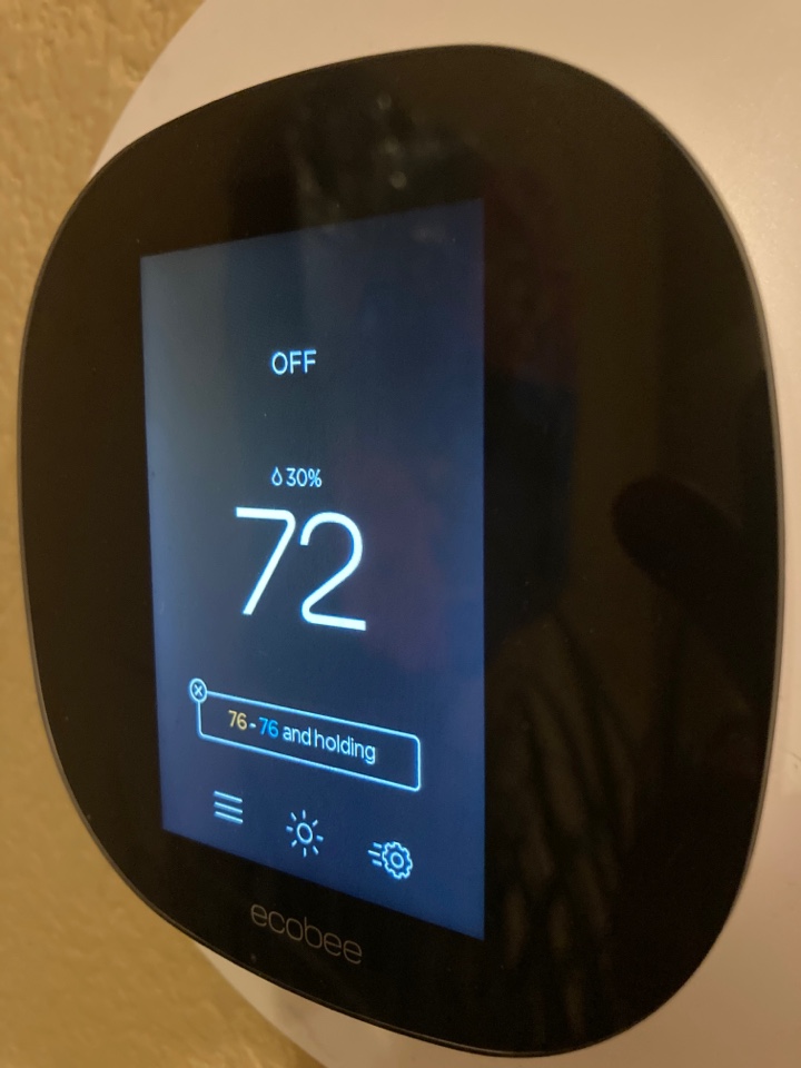 Boy! I can sure see the snowy mountains clear in pahrump Nevada! Customer had an issue with her eco bee smart thermostat. She has full control of her heat pump condenser again!!