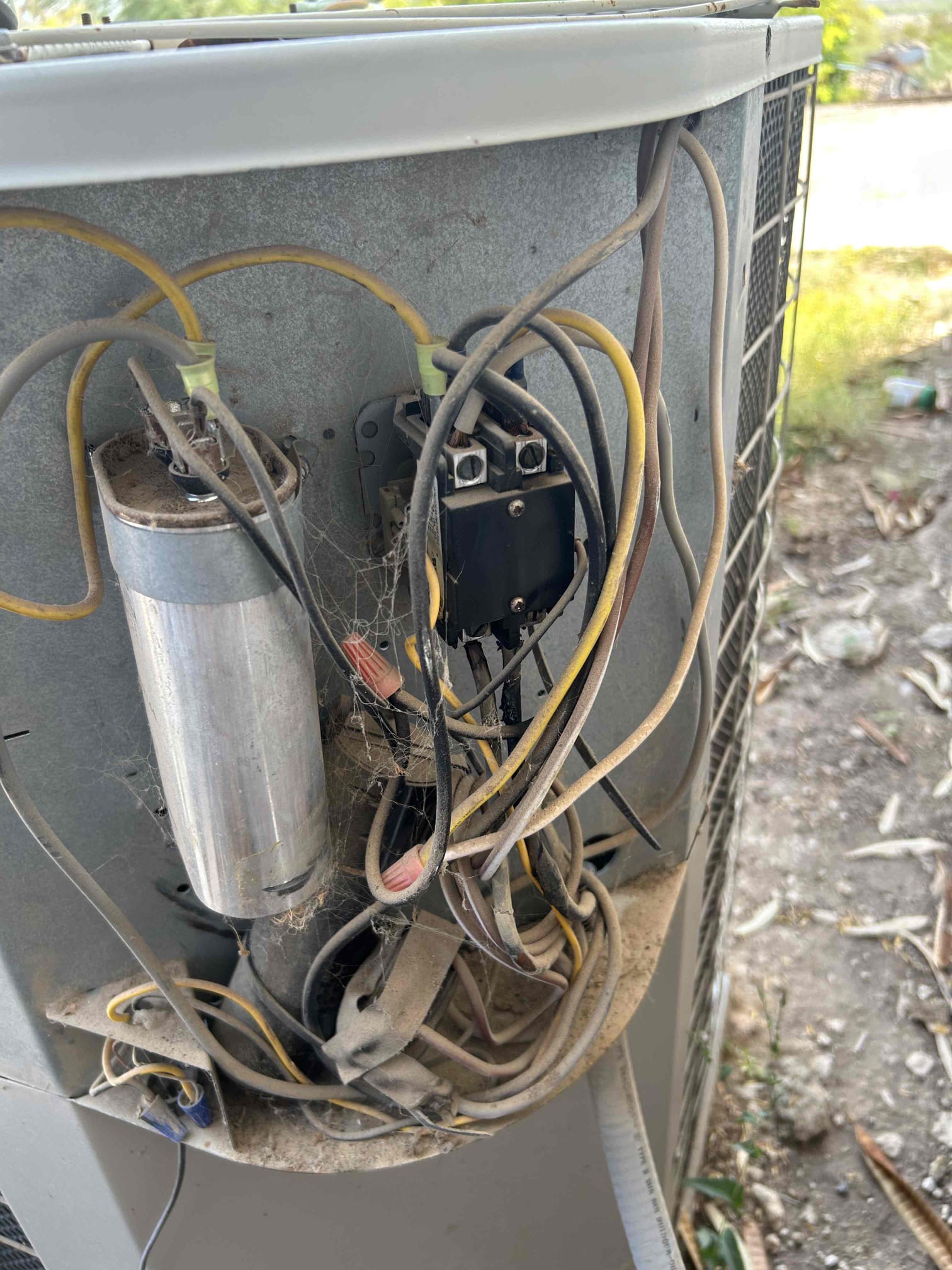 Arrived to home
Checked thermostat
Checked system
Found line wires melted at Contactor
Inrush kit failed
Comp cap failed
CFM cap failed
Incorrect fan grille and fan motor installed
Evap coil severely rusted
Indoor section dirty


Temporary repairs
Inrush kit
Contactor
CFM cap
Compressor cap
Cleaned condenser coil

**due to age and severe deterioration highly recommend replacement soon