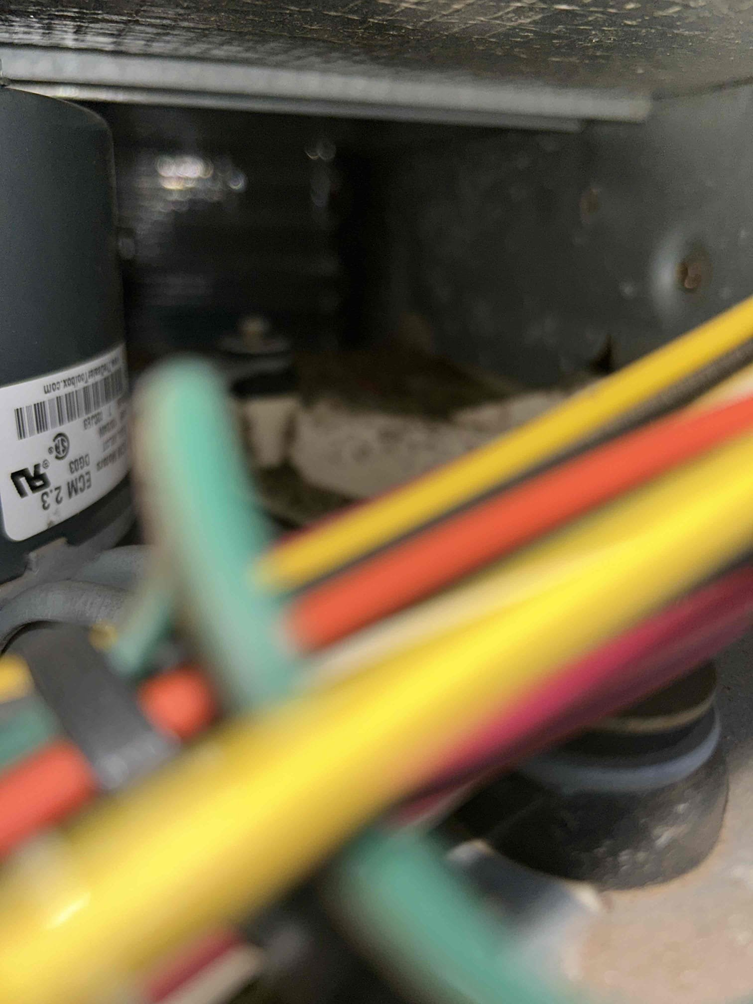 Arrived to home
Checked system
Found system with a 1 degree temp split
-amps at 4
-refrigerant bled out
-valves damaged in compressor 
-17 yo 
-Due to age and deterioration recommend replacement
-Repairs quoted could increase by up to $4200 depending on location of leak
