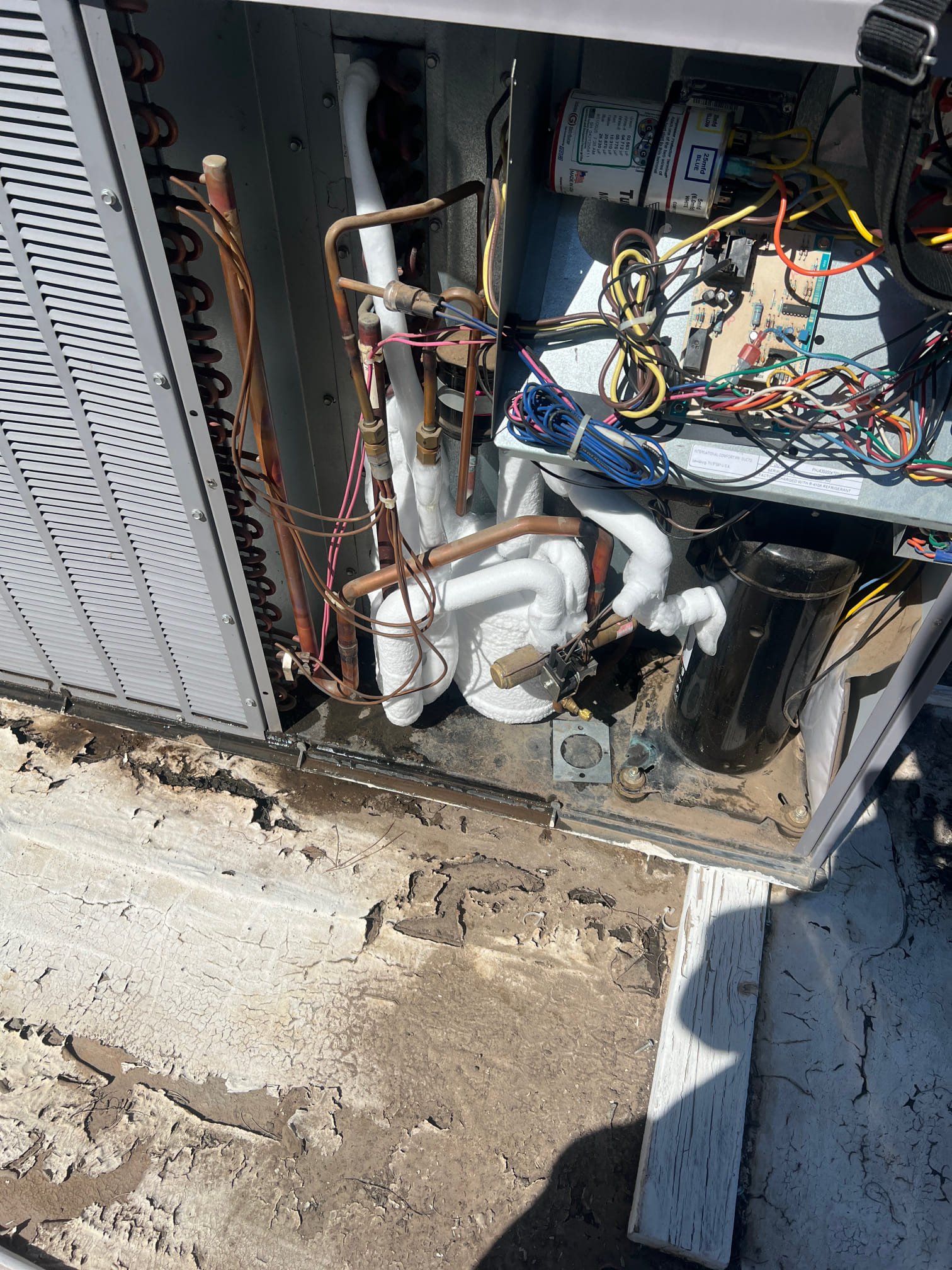 The unit was frozen over from a dirty air filter. I defrosted the unit and verified proper temperature split. The unit is operating properly at this time.