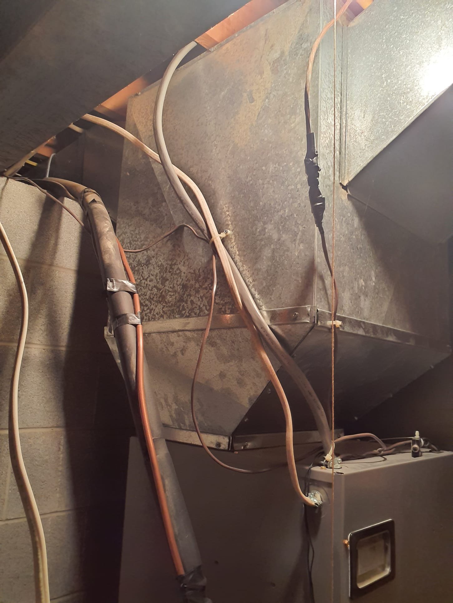 Presented two estimates for two different humidifier installs. One for Aprilaire 600M bypass humidifier, and one for Aprilaire 700M fan powered humidifier. Both humidifier types will work with the heat pump system, although the 700M fan powered is recommended as it has less parasitic loss of capacity on the heatpump heating operation due to conditioned air not being recirculating through the hvac system. 