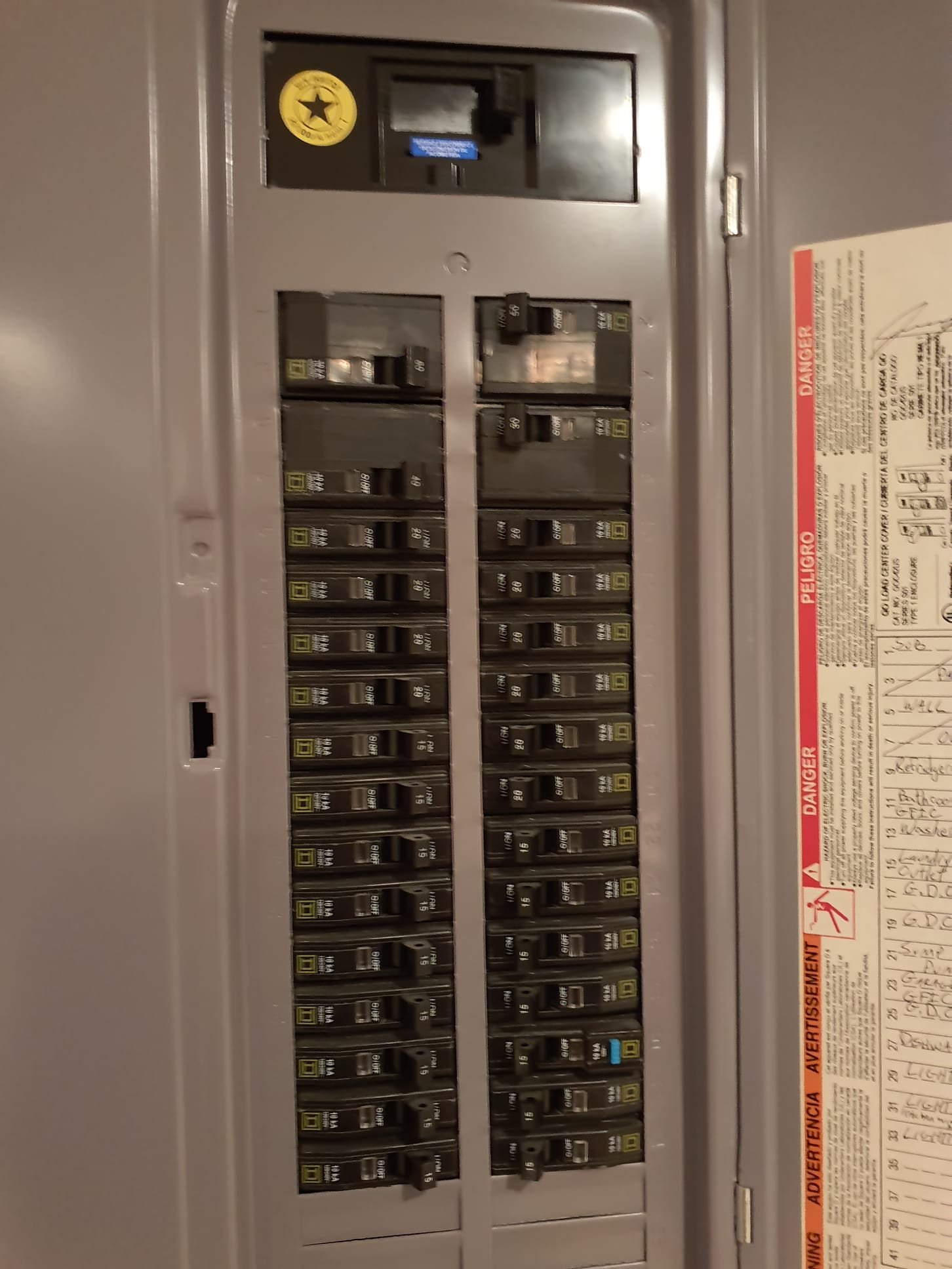 Upon arrival found rollout safety tripped
Furnace producing more than 1500ppm carbon monoxide out the exhaust
Heat exchanger is failed
**Extremely dangerous to operate in its current state**
Furnace needs replaced  
2003 Bryant 100,000btu two stage 90% efficient furnace 21" wide
5 ton AC
2" exhaust and intake piping roughly 35' long
12x24 return drop 
3/8 × 1-1/8" line set 
82" overall height available if the 5" flex duct on the back side is moved up