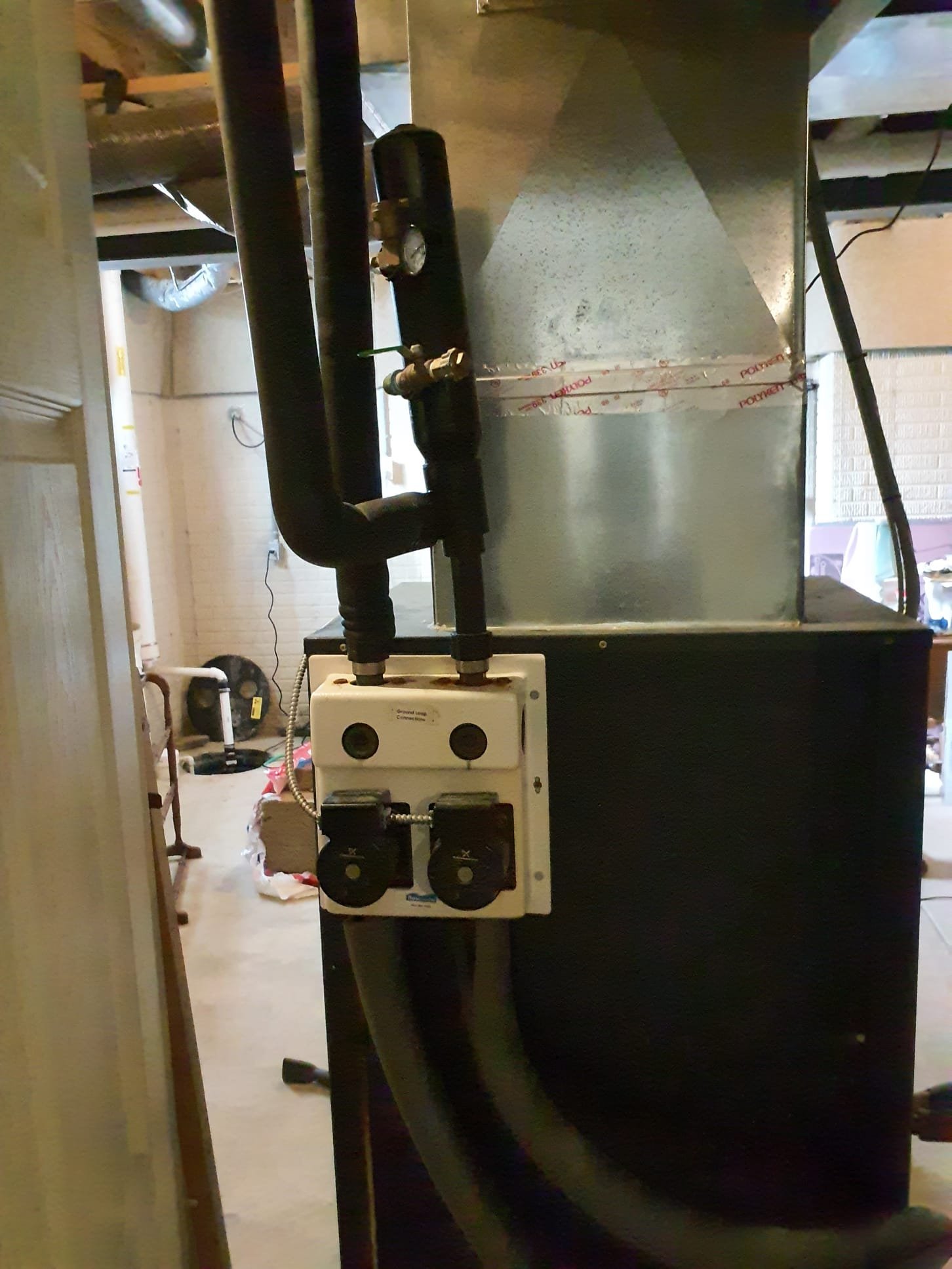 Florida heat pump brand geothermal heat pump
3psi refrigerant pressure
Pumped up system with nitrogen
Leak is in a section of the air coil that cannot be repaired
Left nitrogen in the system and disconnected compressor wire harnesses to prevent it from running

We will try to locate parts for a repair
We will also quote a new geothermal system