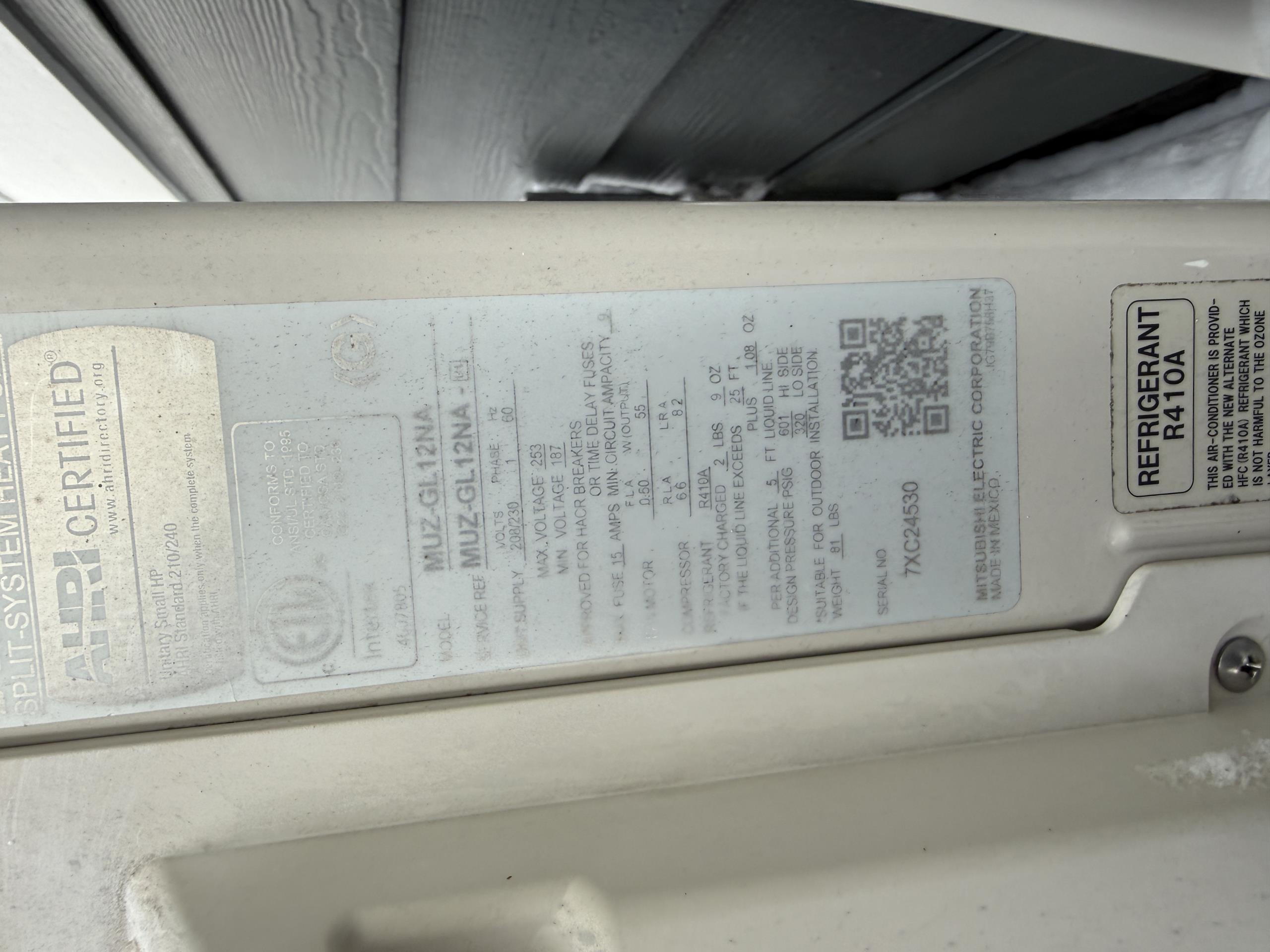 10+ year old Mitsubishi mini split 
Not a hyper heat model
Too cold to get compressor to start
It does have refrigerant but unknown if correct amount
No fault code flashing on indoor or outdoor units

Recommend a Daikin Aurora (rated for cold climates)
12000 btu
